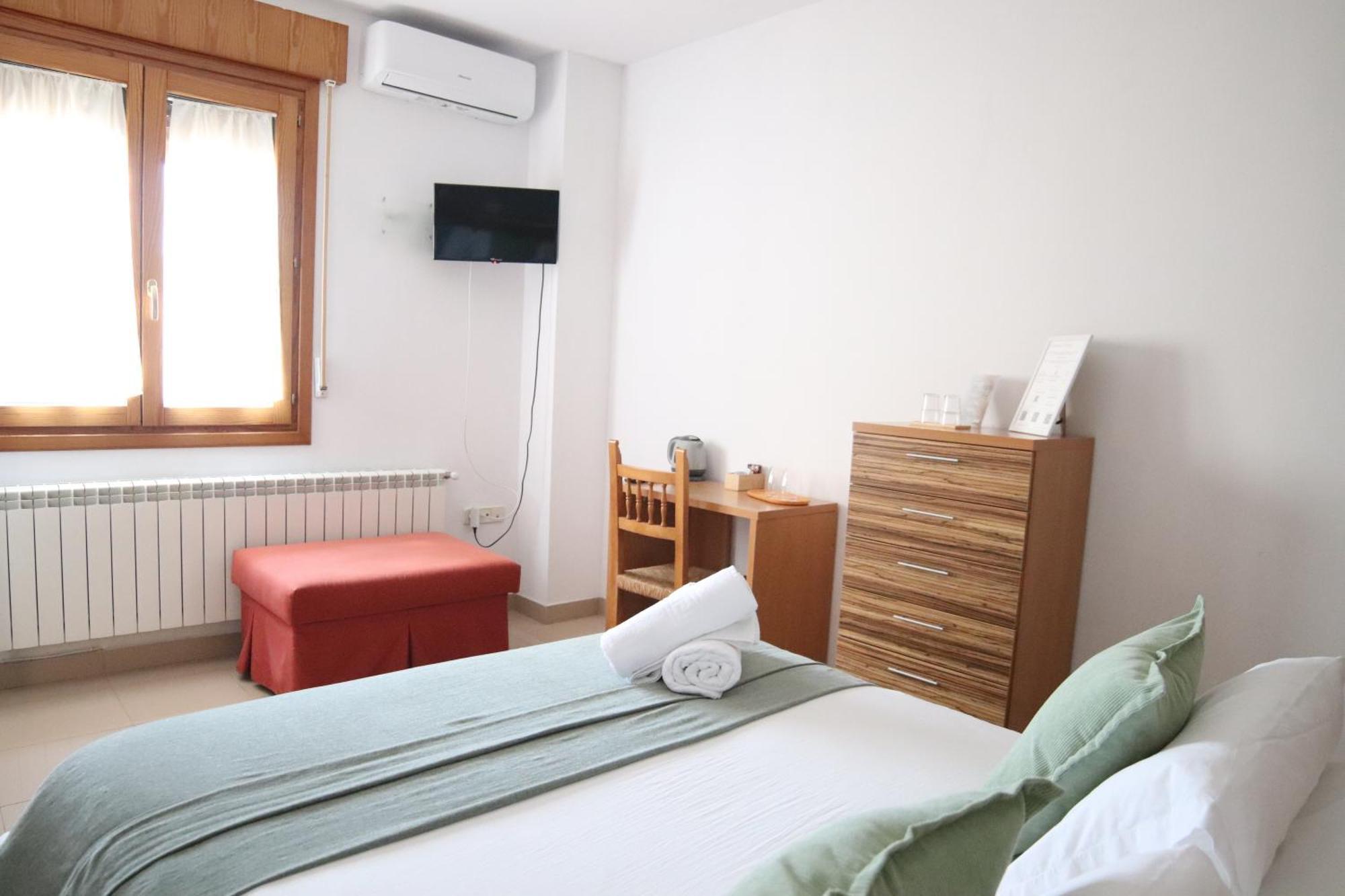 Hostal-Casa Rural Rosa-Nonna Siguenza Zewnętrze zdjęcie