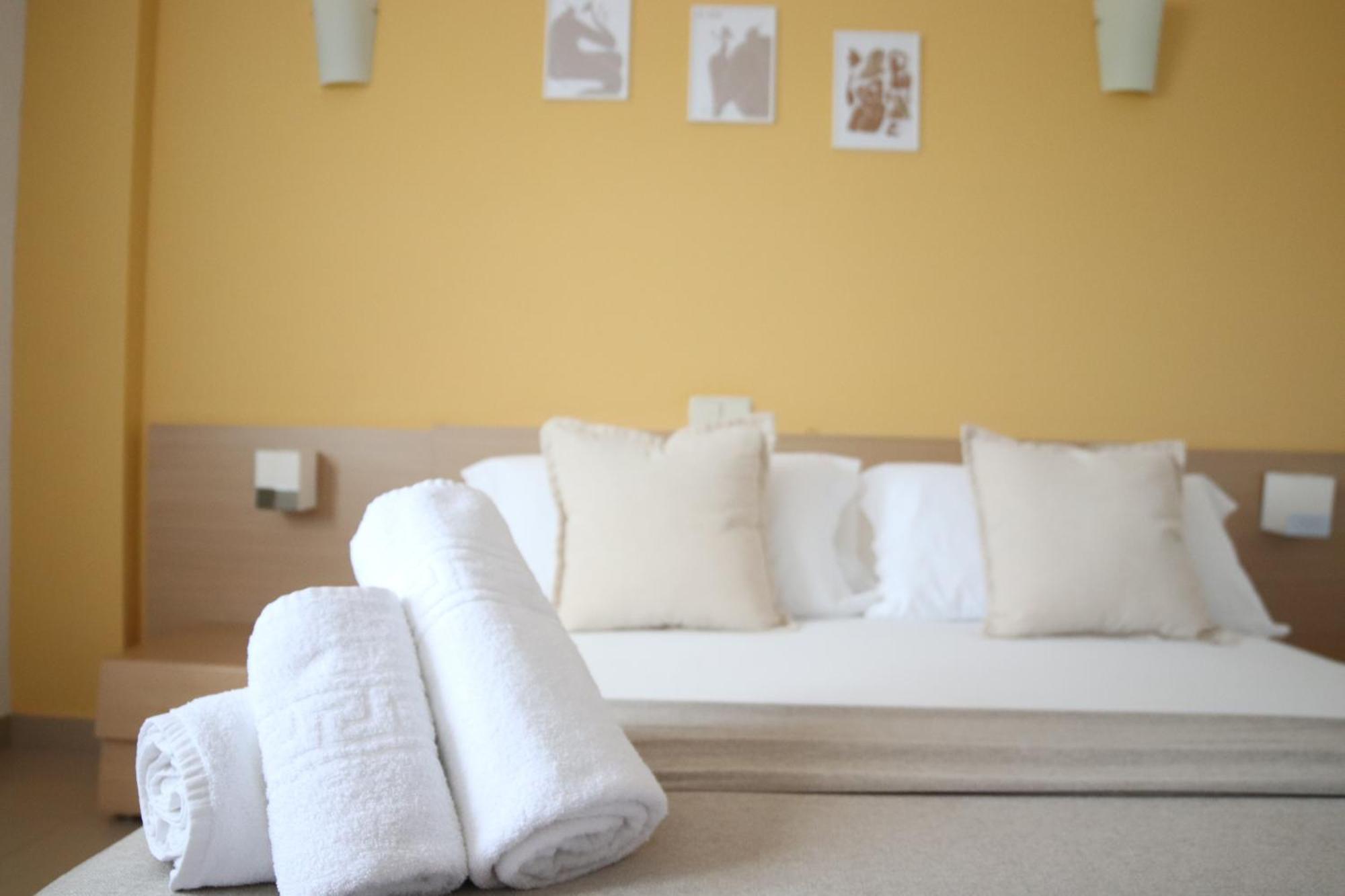 Hostal-Casa Rural Rosa-Nonna Siguenza Zewnętrze zdjęcie