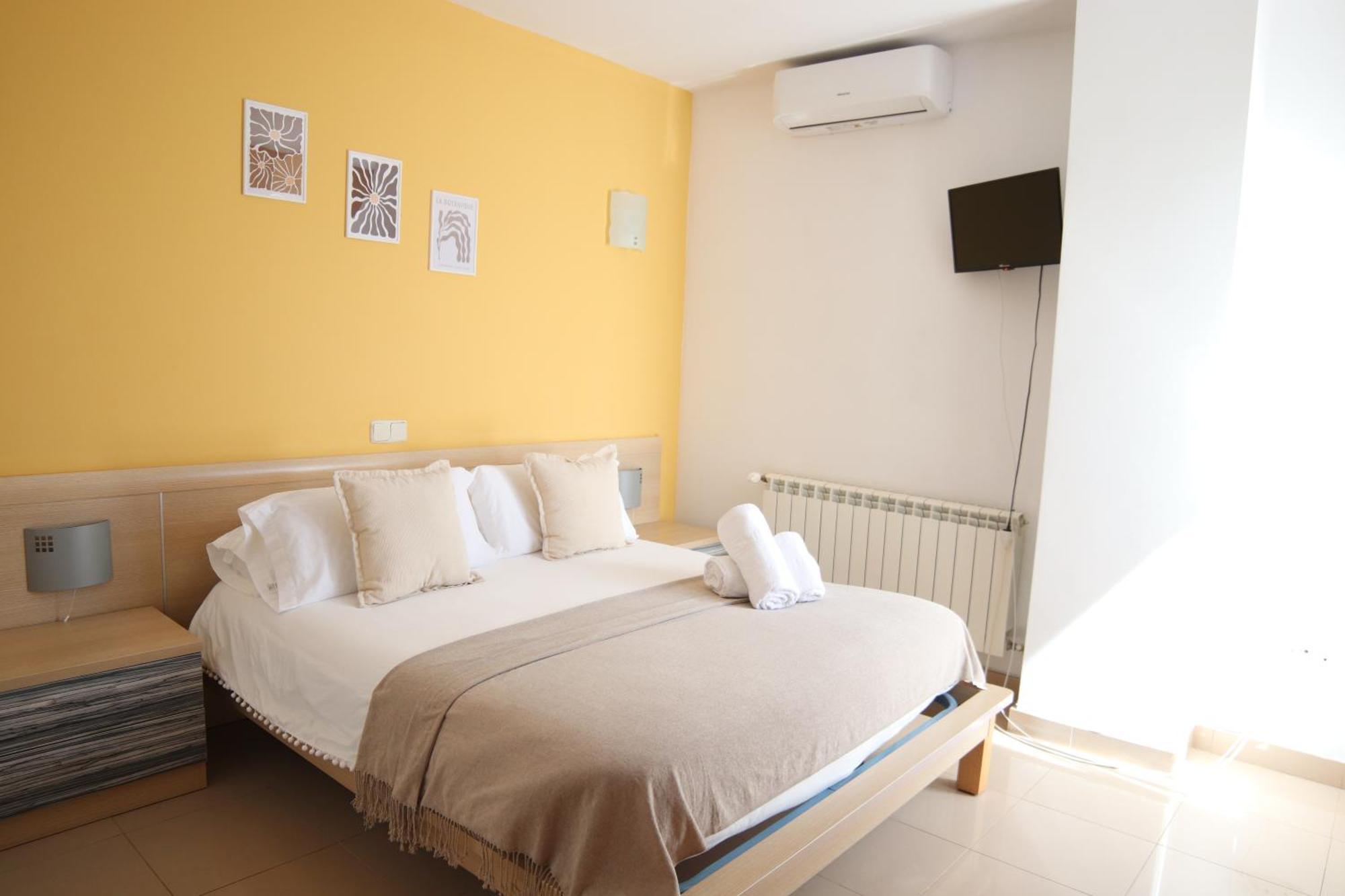 Hostal-Casa Rural Rosa-Nonna Siguenza Zewnętrze zdjęcie