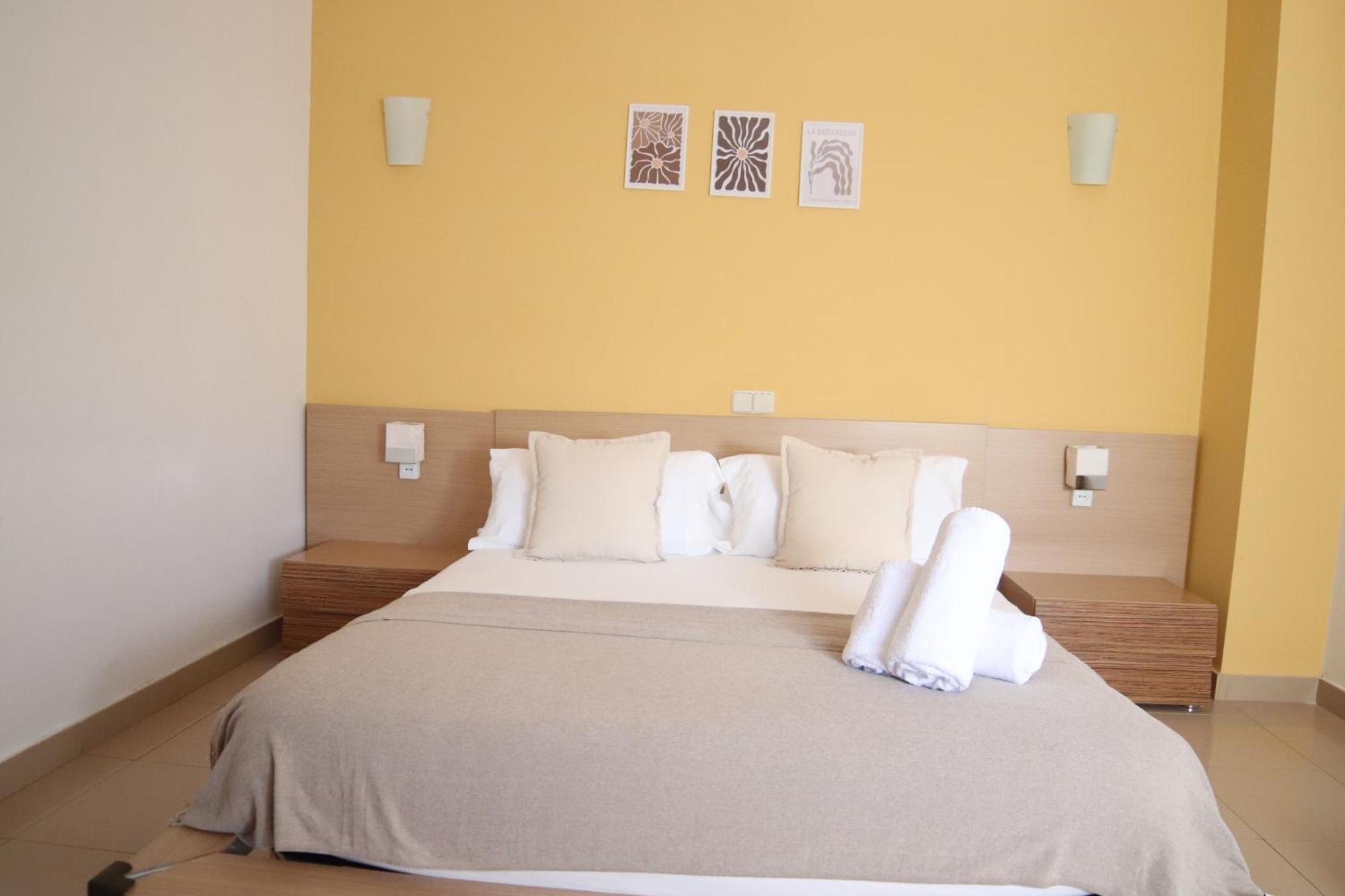 Hostal-Casa Rural Rosa-Nonna Siguenza Zewnętrze zdjęcie